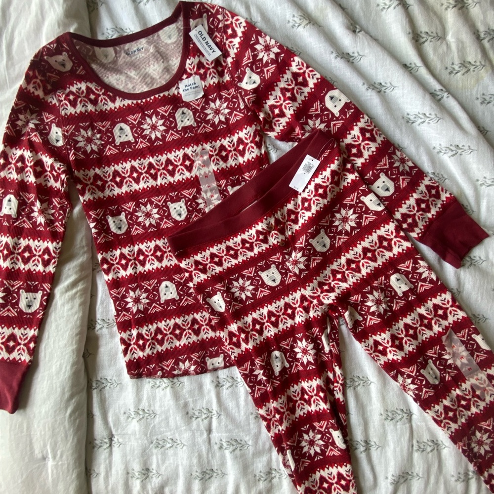 Old Navy Polar Bear Pajama Set